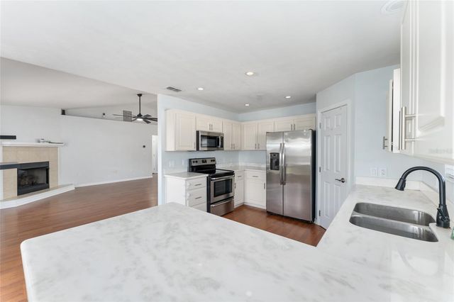 25670 NW 9TH ROAD, Newberry, FL 32669
