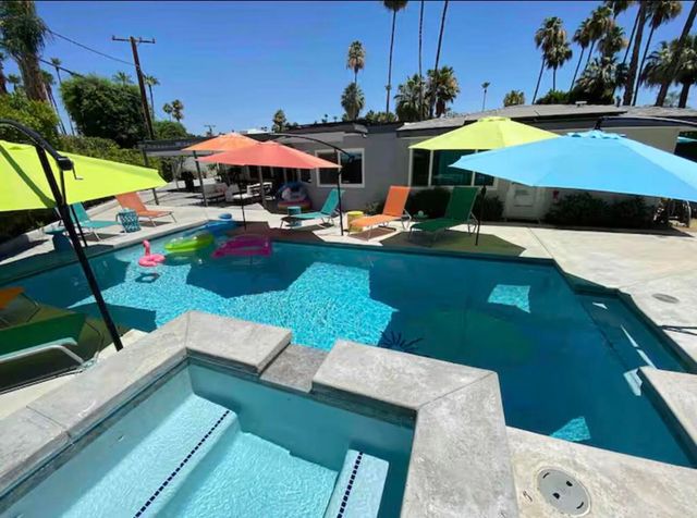 1375 S Calle Rolph, Palm Springs, CA 92264