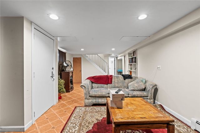 18 Crowninshield Street, Providence, RI 02909