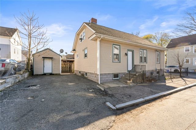 18 Crowninshield Street, Providence, RI 02909