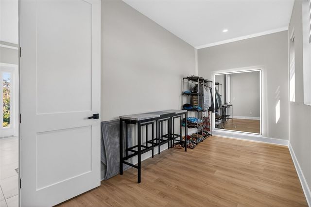 301 79TH STREET S, St Petersburg, FL 33707