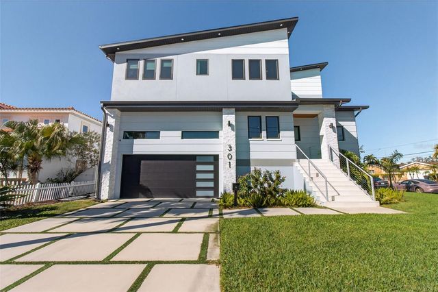 301 79TH STREET S, St Petersburg, FL 33707