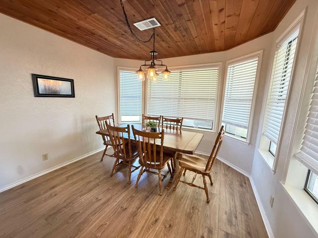 814 Texas Avenue, Port Neches, TX 77651