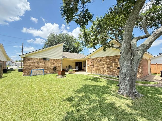 814 Texas Avenue, Port Neches, TX 77651