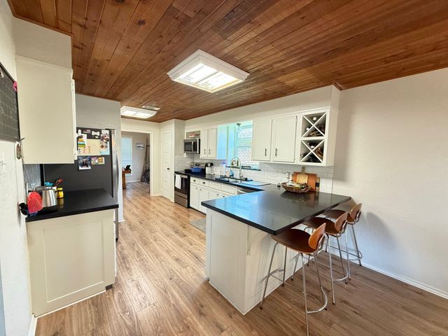 814 Texas Avenue, Port Neches, TX 77651