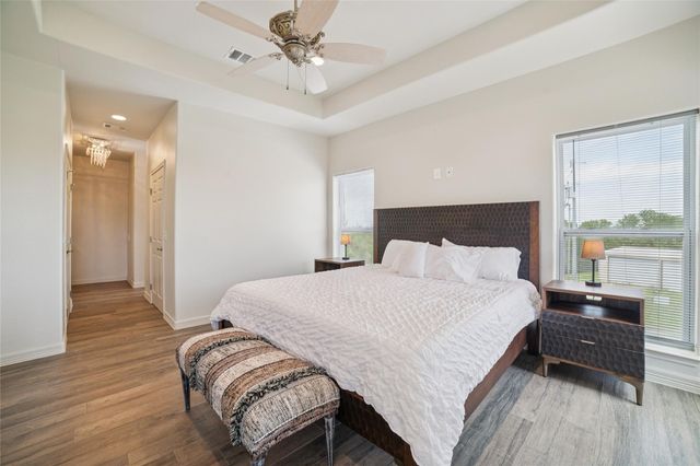 520 Double Eagle Ranch DR, Cedar Creek, TX 78612