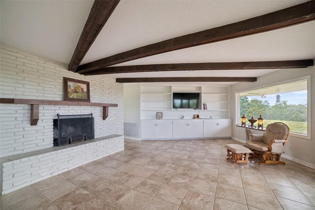 520 Double Eagle Ranch DR, Cedar Creek, TX 78612