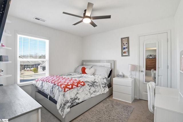 326 Kensrowe Drive, Boiling Springs, SC 29613