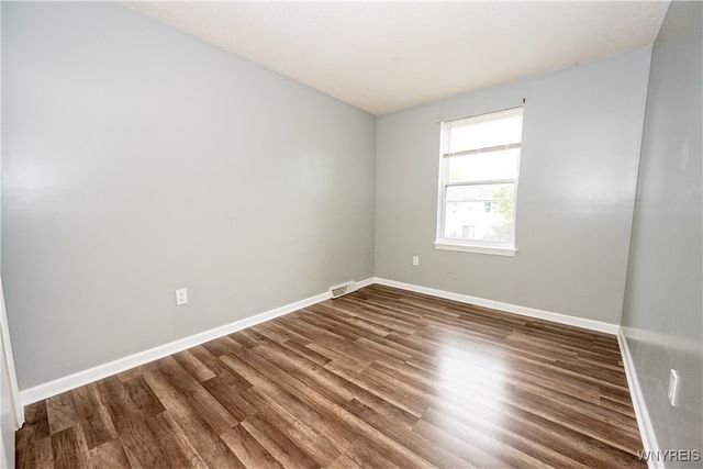 71 Chester Street, Buffalo, NY 14208