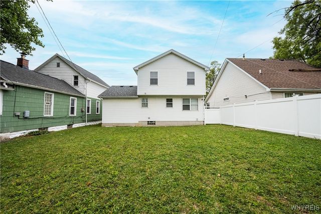 71 Chester Street, Buffalo, NY 14208