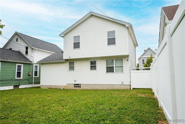 71 Chester Street, Buffalo, NY 14208