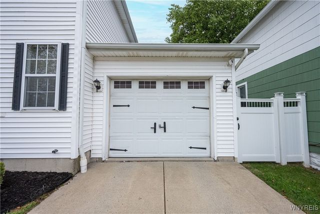 71 Chester Street, Buffalo, NY 14208