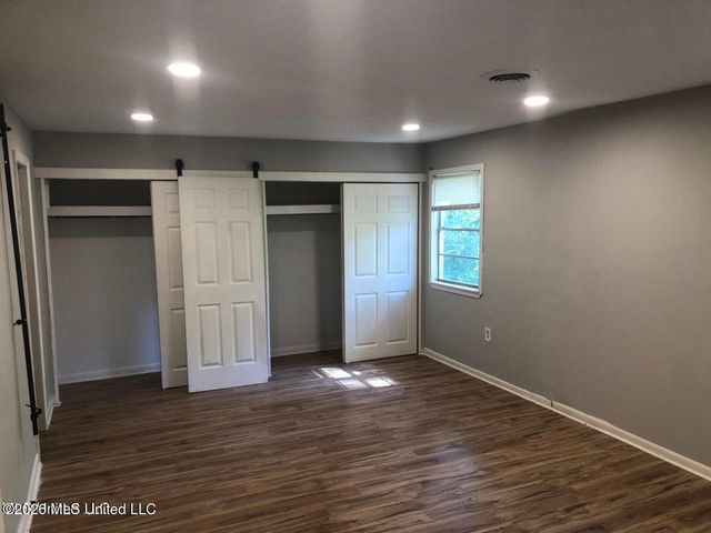 742 Heather Lane, Jackson, MS 39206