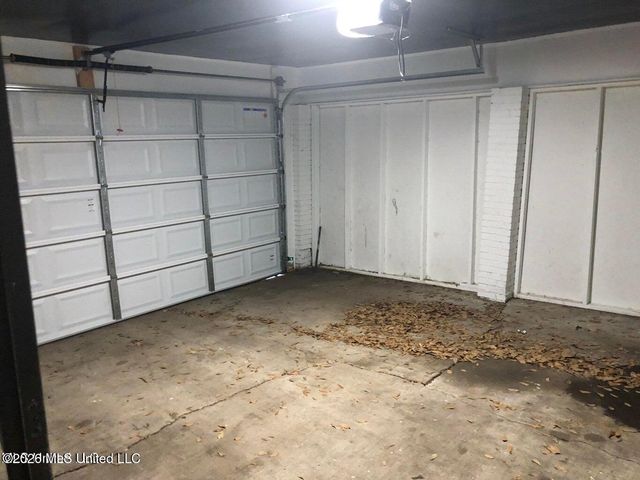 742 Heather Lane, Jackson, MS 39206
