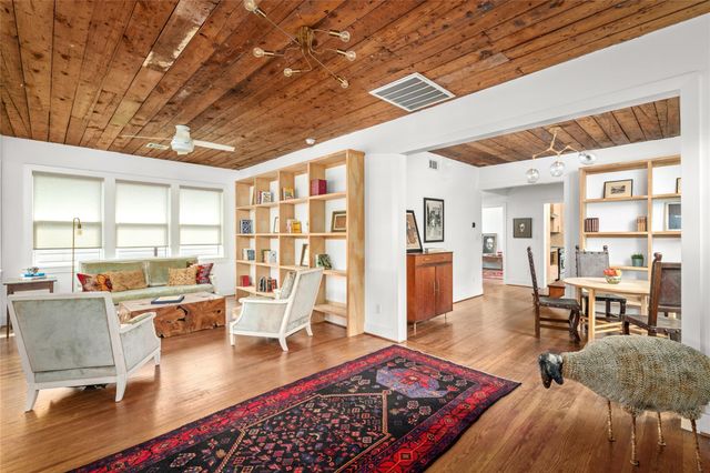 4210 Rusk Street, Houston, TX 77023