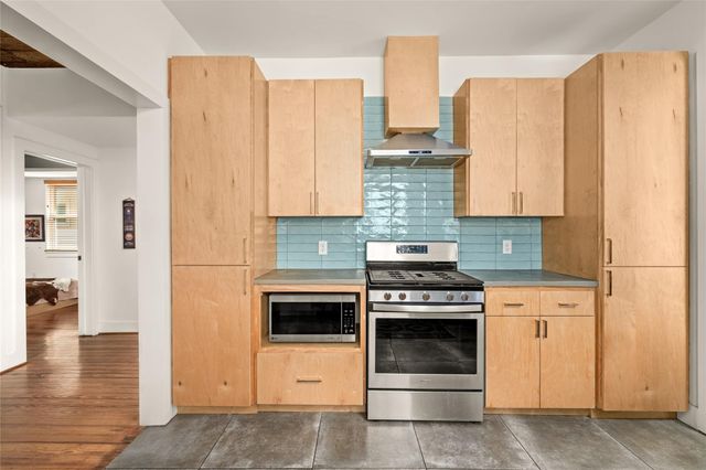 4210 Rusk Street, Houston, TX 77023