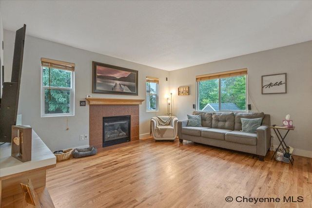 1709 GETTYSBURG DR, Cheyenne, WY 82001