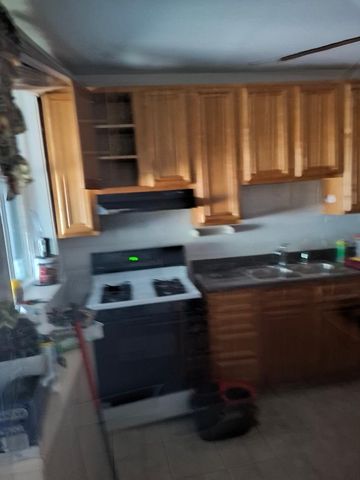 3942 W MONROE Street, Chicago, IL 60624