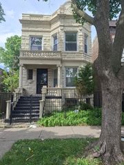 3942 W MONROE Street, Chicago, IL 60624