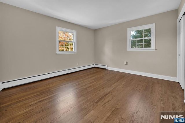 8 Cedar Lane, Roseland, NJ 07068