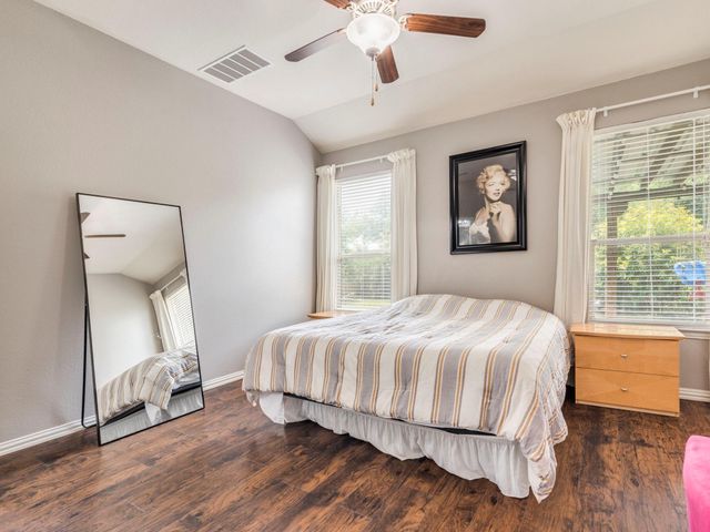 319 Sandstone TRL, Buda, TX 78610