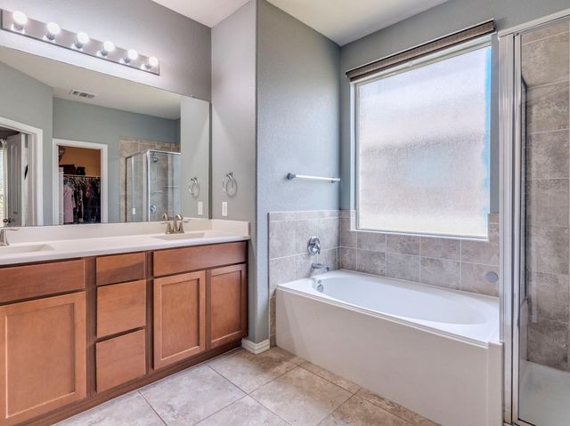 319 Sandstone TRL, Buda, TX 78610