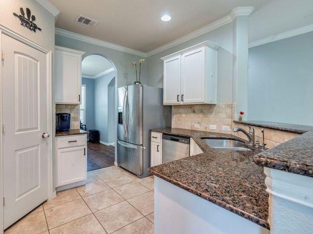 319 Sandstone TRL, Buda, TX 78610