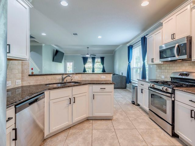 319 Sandstone TRL, Buda, TX 78610