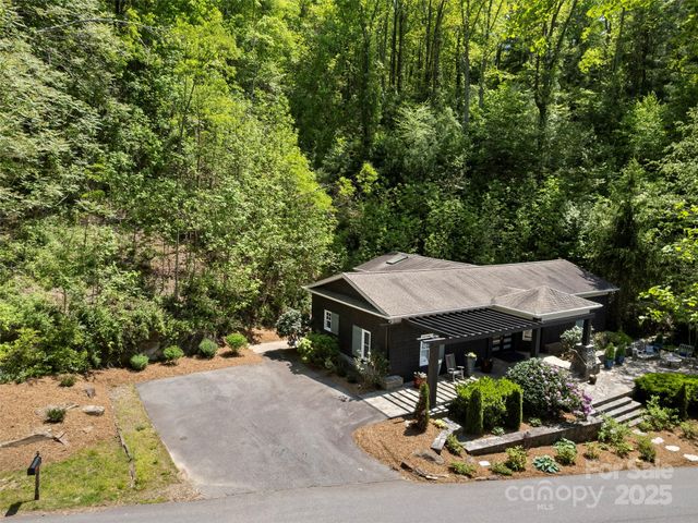 403 Baird Cove Road, Asheville, NC 28804