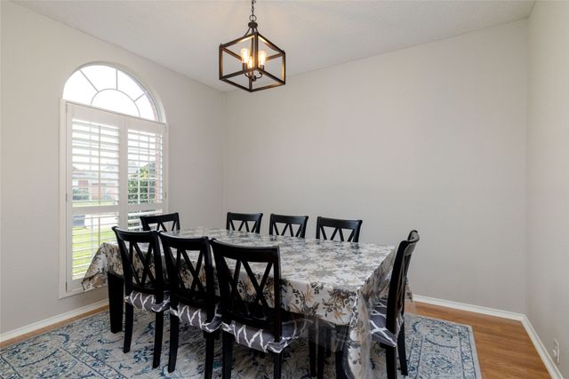 2206 Arbor Chase Circle, Arlington, TX 76011