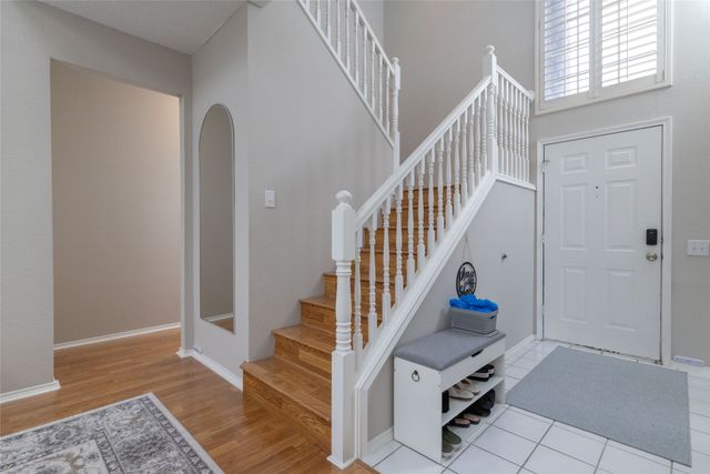 2206 Arbor Chase Circle, Arlington, TX 76011