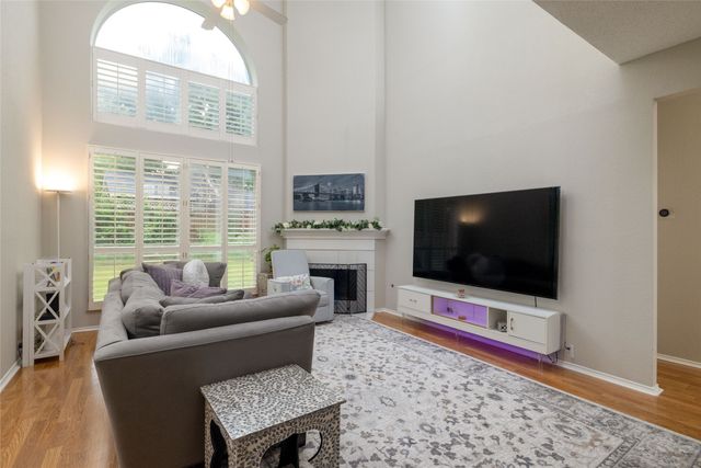 2206 Arbor Chase Circle, Arlington, TX 76011