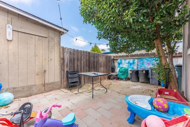 694 Central Avenue, Hollister, CA 95023