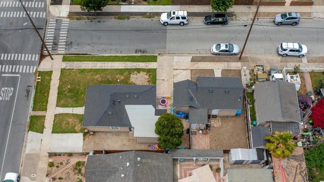 694 Central Avenue, Hollister, CA 95023