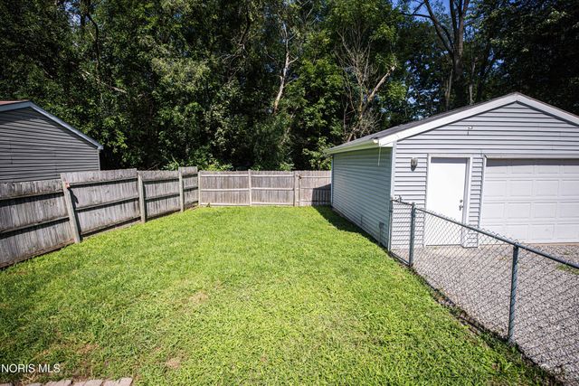 6016 Curson Drive, Toledo, OH 43612