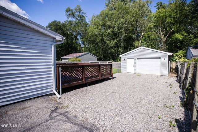 6016 Curson Drive, Toledo, OH 43612