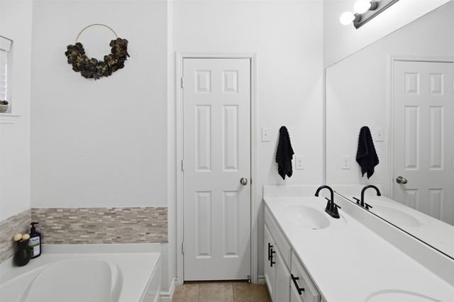 4105 Tiburon Street, Fort Worth, TX 76106