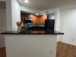 565 Vista Isles Drive 2018, Sunrise, FL 33325