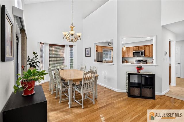 1 Cambridge Drive A, Monroe, NJ 08831