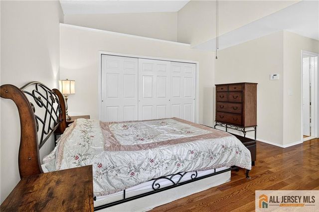 1 Cambridge Drive A, Monroe, NJ 08831