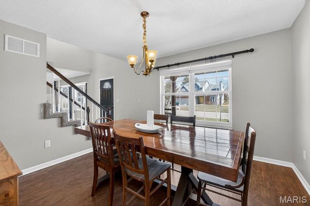 1029 Meadows Court, Maryville, IL 62062