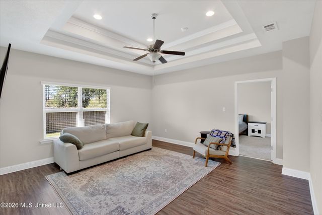 6821 Sweetclover Drive, Ocean Springs, MS 39564