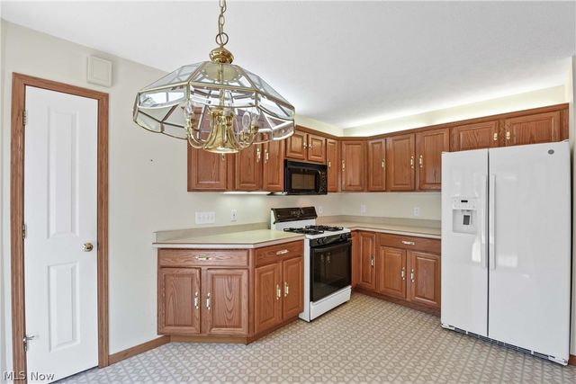 4457 Stone Creek Drive, Brunswick, OH 44212