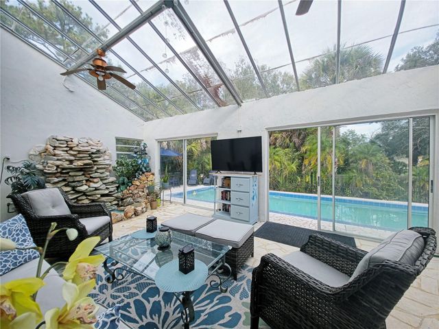 1052 LAURA STREET, Casselberry, FL 32707