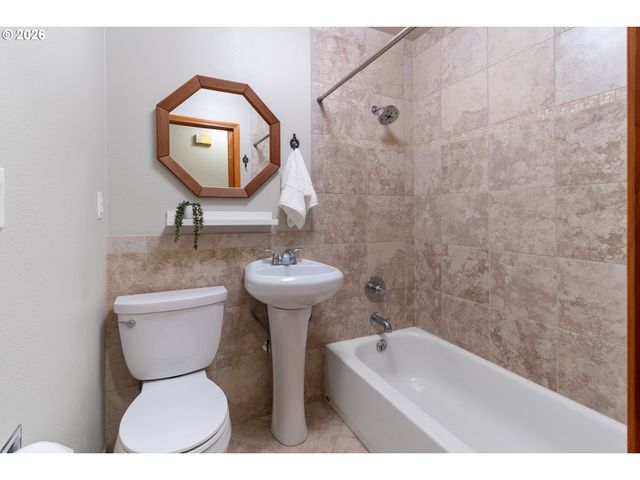 7574 DELAWARE Ln, Vancouver, WA 98664