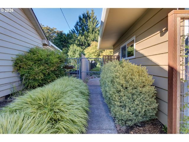 7574 DELAWARE Ln, Vancouver, WA 98664