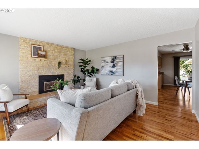 7574 DELAWARE Ln, Vancouver, WA 98664