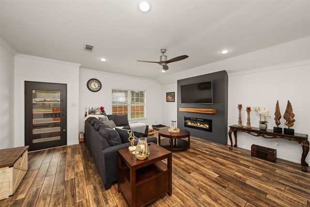 8015 Leigh Ann Drive, Dallas, TX 75232