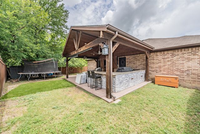 8015 Leigh Ann Drive, Dallas, TX 75232