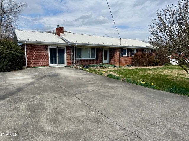 24102 Crimson Drive, Bristol, VA 24202